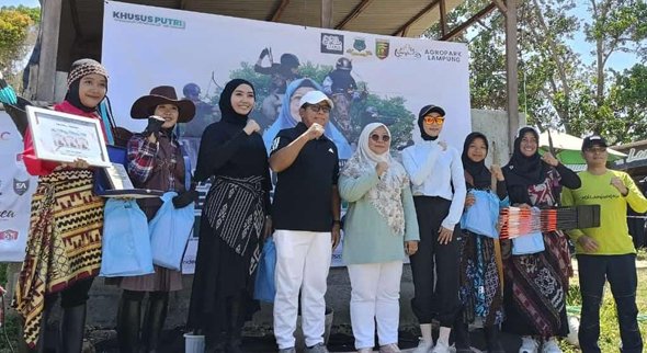 Horseback Archery Meriahkan Festival Nemui Nyimah 2024