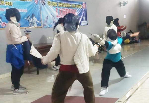 Mira: Anggar Masih Ada, Siap Rebut Tiket PON 2024
