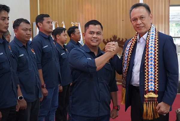 Taufik Hidayat Lantik Indra Septa Permana Dan Kepengurusan KONI Way Kanan, Ini Pesannya