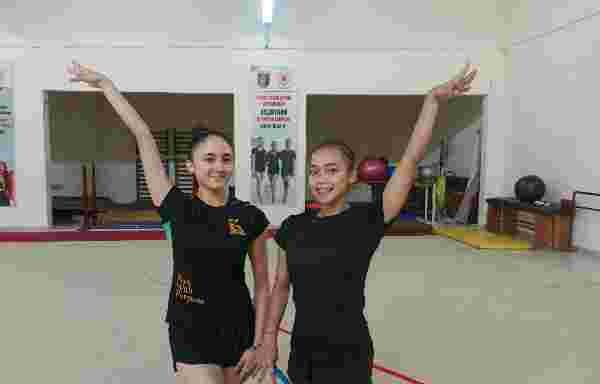 Sutjiati dan Tri Wahyuni Duet Pesenam Pendulang Emas PON