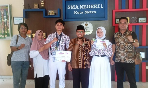 Dua Rising Star Panahan Lahir dari SMAN I Kota Metro, Raih Perak Kejuaraan Internasional di Jogjakarta