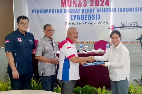 Ting-Ting Kembali Pimpin PP Pabersi 2024-2028, Angkat Berat Harus Tetap Tanding di PON 2028