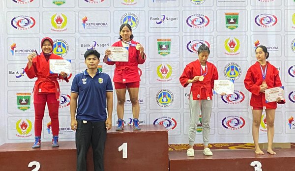Ketum KONI Apresiasi Tim Sambo Lampung Raih 3 Medali Emas di Padang