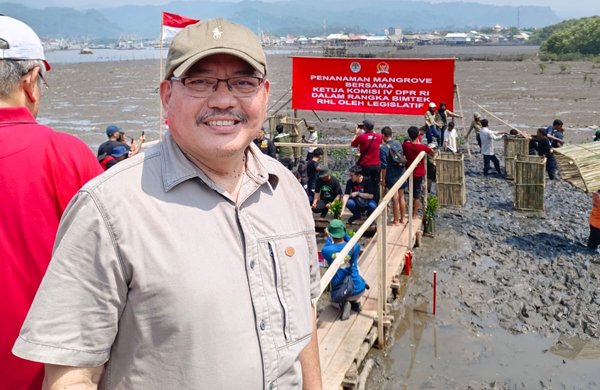 Watoni: Sebaiknya Anggar Datangkan Pelatih Nasional