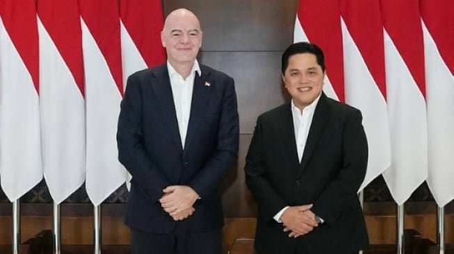 Presiden FIFA Restui Erick Tetap Pegang PSSI, Meskipun Jadi Menpora