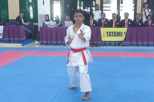 Cabor Karate Sumbang Perunggu Dari Kata Hari Pertama