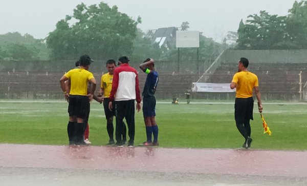 Hujan Lebat, Panitia Stop Pertandingan Piala Gubernur Lampung