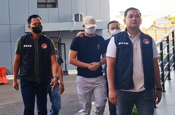 Artis Lagi Artis Lagi, Polisi Tangkap Artis Berinisial HF Karena Kasus Narkoba